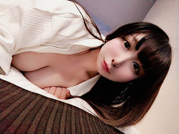 滿溢炸裂！ 隱藏版素人巨乳小馬「白瀬雪穂」