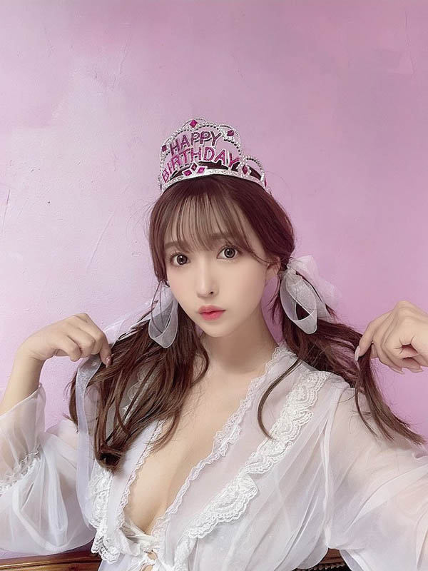 女神「三上悠亞」推特粉絲破300萬,發「南半球辣照」粉絲都嗨翻!