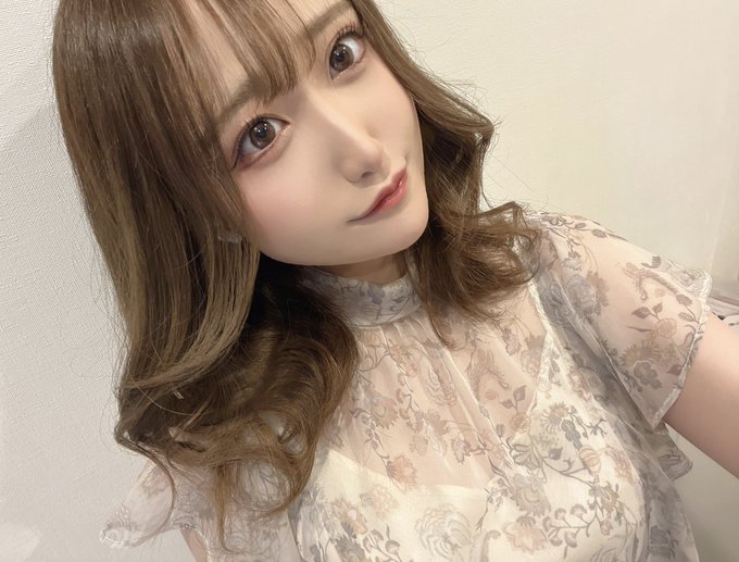 半年玩完！ F罩杯新人AV女優「柚希亜依」無預警宣布8月AV引退！