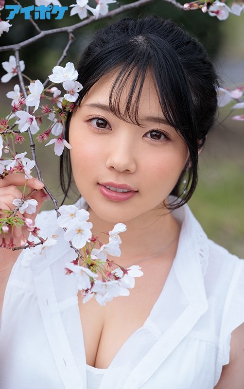 一片大尺寫真偶像下海！ 豐滿美少女「二葉繪麻」出道！