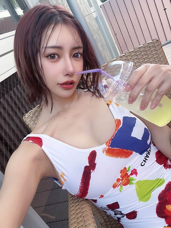 蛇精化成浪潮？為什麼不能一整好看一點？