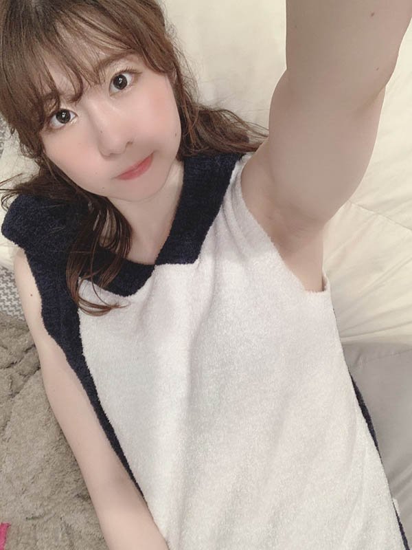 可愛嬰兒肥！ D罩杯素人美少女「真宮綾」！