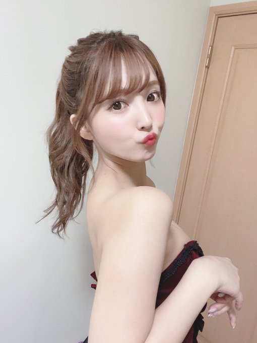 霸氣炸出！ F罩杯暗黑國民偶像「三上悠亞」左手一勾整片西半球應聲彈出！