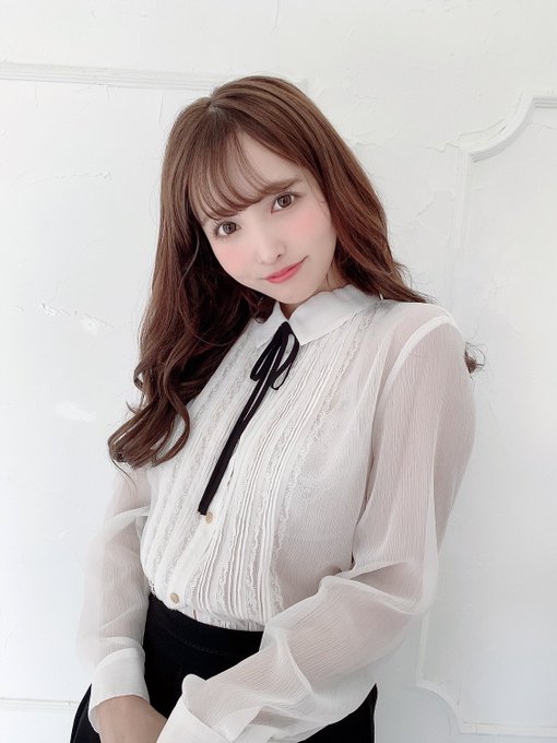 霸氣炸出！ F罩杯暗黑國民偶像「三上悠亞」左手一勾整片西半球應聲彈出！