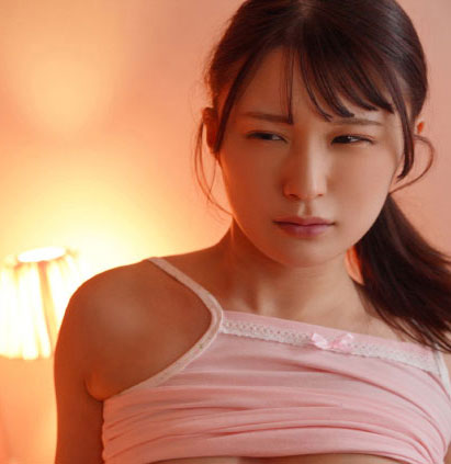 繼父母不在家！反抗期傲嬌處女妹妹「香澄りこ」自慰被發現慘被討厭哥哥教訓