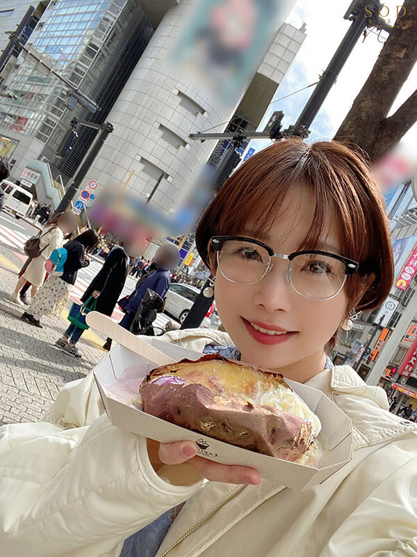 為什麼在渋谷大暴走？因為紗倉まな(紗倉真菜)會一人三化！ …