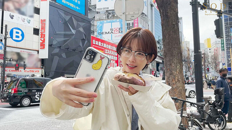 為什麼在渋谷大暴走？因為紗倉まな(紗倉真菜)會一人三化！ …