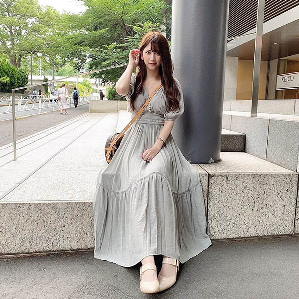 八月最大物！ F罩杯火辣美少女新人「七森莉莉」無畏前多棲藝人身份出道！