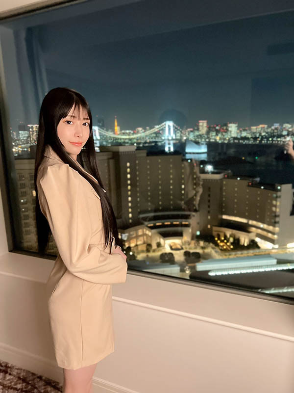 解密！那位透明感滿到溢出、被無碼賣家捕獲的色白Body是？ ……