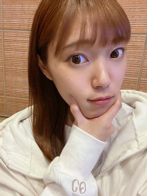 陽光活力型！ C罩杯美乳內衣模特兒「逢坂千夏」出道被封鎖健美人！