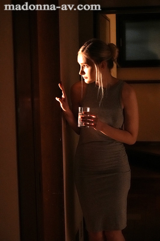 老婆懷孕不能同方！騙外國人岳母「Lily Hart」這是日本習俗，要代替女兒給他玩！