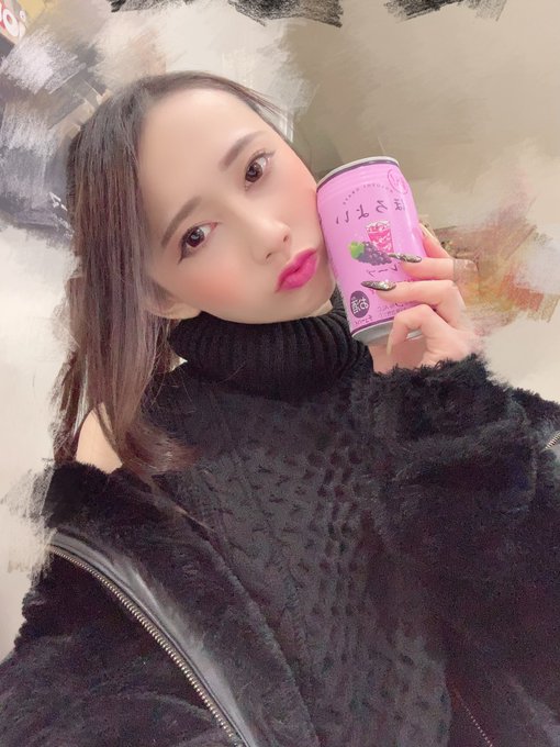 作品裡表演擊破瓦片？ ！ E罩杯美女新人「永原夏樹」空手道服秀一手真功夫？