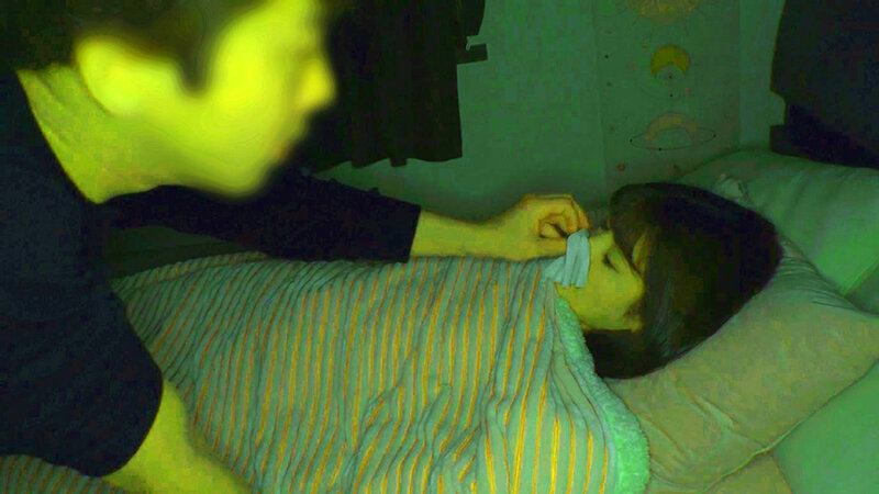 中出昏睡的白嫩女學生「春日えな」!被睡眠玷汙調教成超敏感肉體!