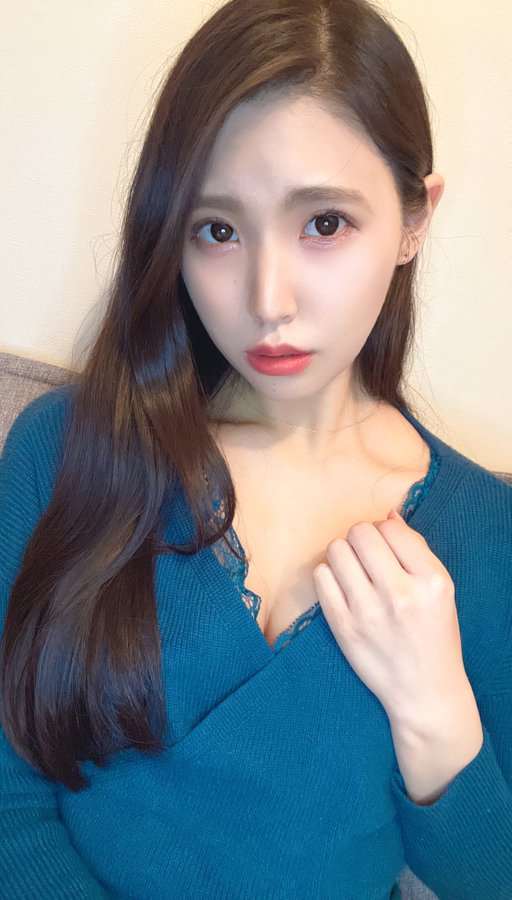 一夸就出水！ E奶人妻「橘京花」慾望太強，老公不碰她只好找AV男優填補空虛！