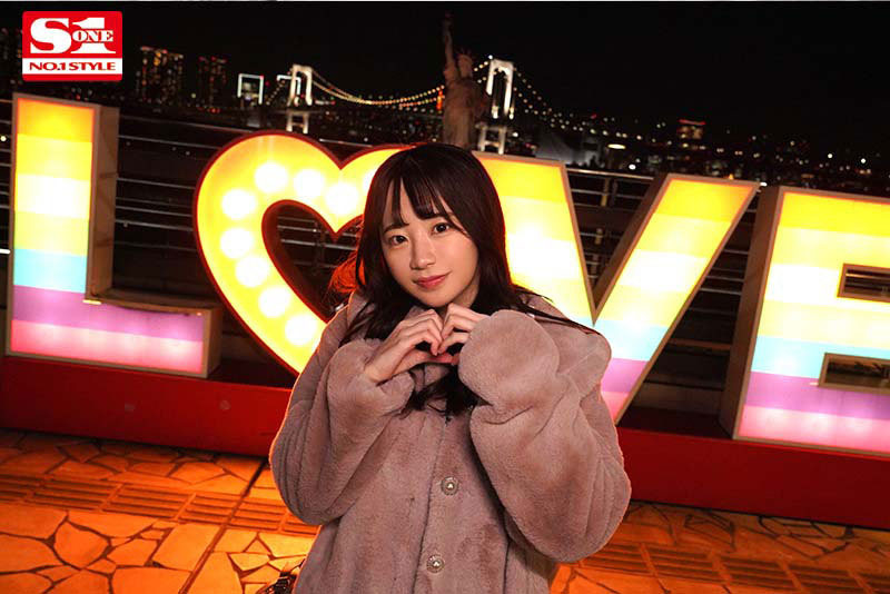 與F奶新人「東雲みれい」做愛到早晨，網：誰能抵擋巨乳美少女！