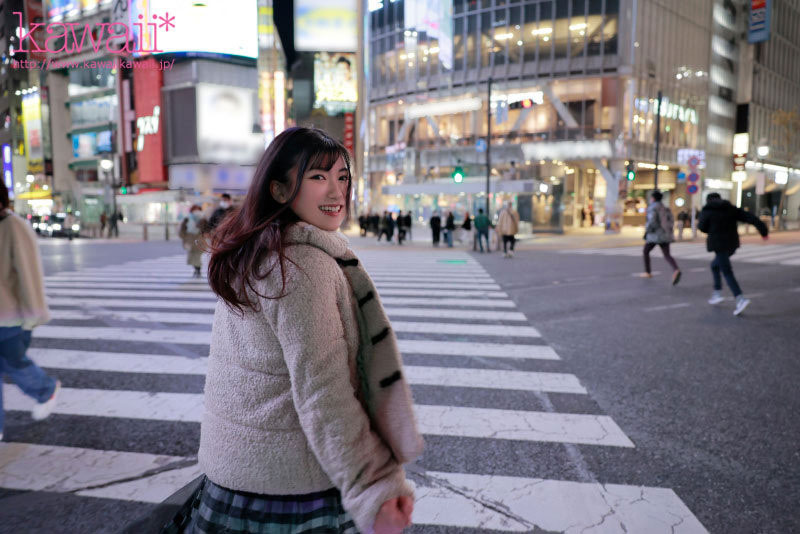 來東京吃棒子的淫娃！卡娃依的她是超色的逸材！