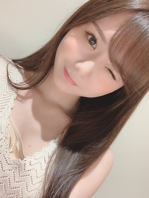 邁向10萬大關！ 小惡魔新人王「坂道美瑠」推特上自白最喜歡被人…