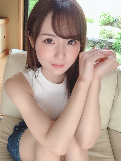 邁向10萬大關！ 小惡魔新人王「坂道美瑠」推特上自白最喜歡被人…