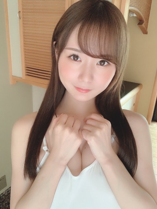 邁向10萬大關！ 小惡魔新人王「坂道美瑠」推特上自白最喜歡被人…