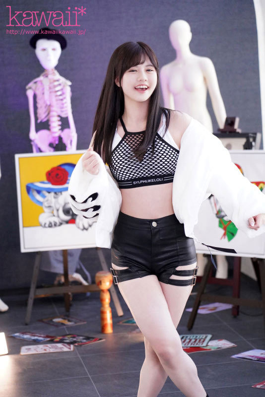 無碼賣家搶先一步!可愛社出道、舞力強大的她黑歷史曝光! …