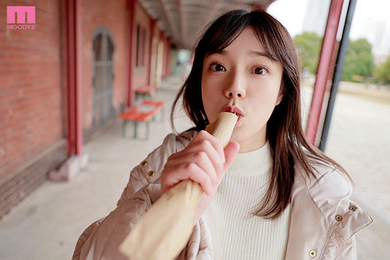 第一次過夜約會！與美少女「宮下玲奈」浪漫濃密的性愛！