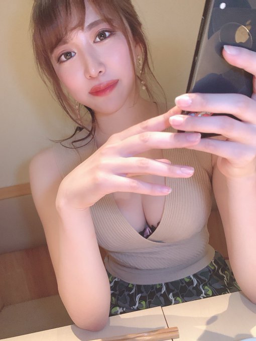 翻山越嶺！ H罩杯火辣長腿新人「宮園琴音」與綠色小兵大玩攻頂戰！