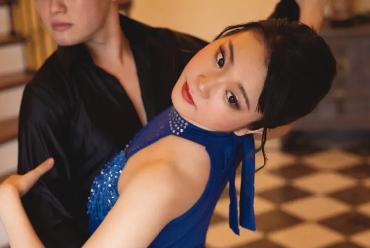 暗黑川櫞李奈！ 171公九頭身！史上最敏感18歲少女！後高橋時代第一新人...