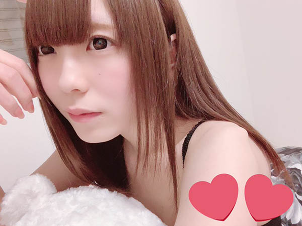 正統日系美少女「櫻井千春」制服底下偷藏飽滿上圍！