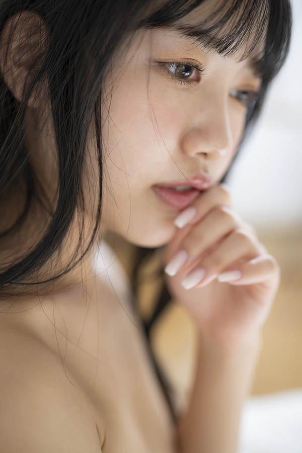 用跳傘的勇氣⋯百仁花要用嘴唇征服你！