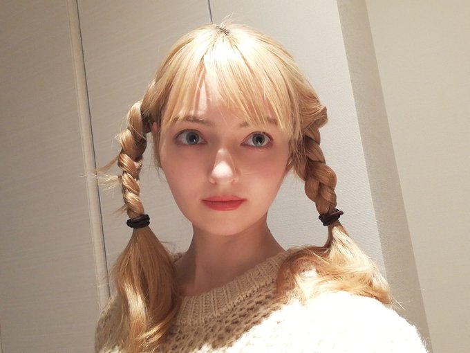 暗黑黑魔導女孩！ 貧乳西洋美少女「西田卡麗娜」攝影會Cosplay！