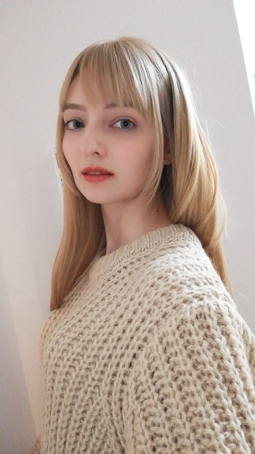 暗黑黑魔導女孩！ 貧乳西洋美少女「西田卡麗娜」攝影會Cosplay！