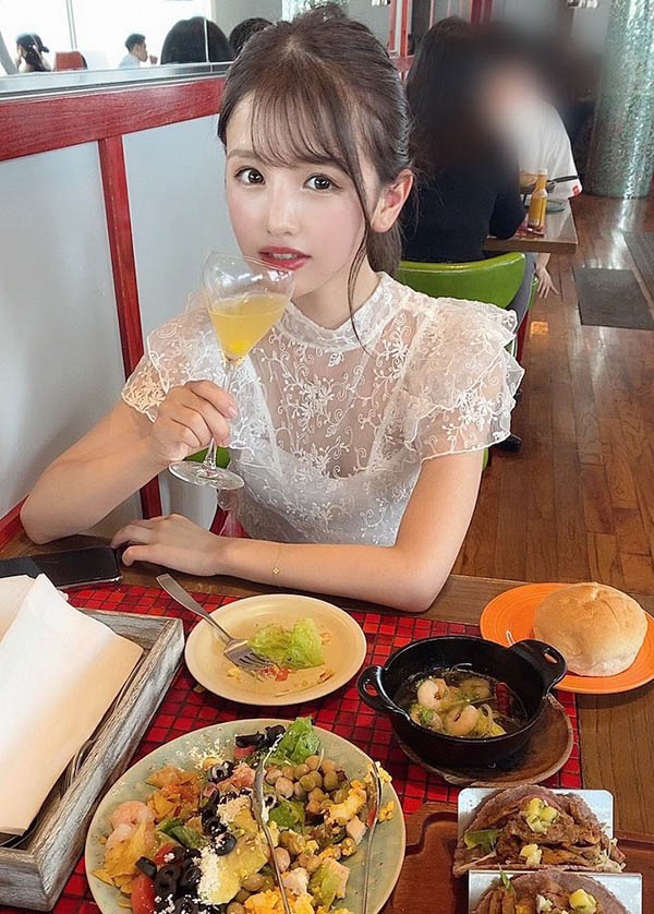 秋葉原偶像大崩壞！ 貧乳大膽美少女「永瀨唯」！