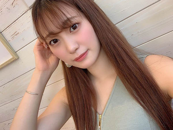 發文求推薦“超級色氣女優”,內行人狂推這位“E奶騷氣正妹”!