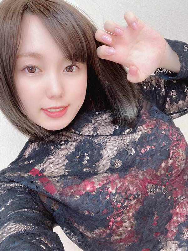 尺度邊緣極限！ 豪乳小馬「田中寧寧」真空女僕裝影片差點走光！