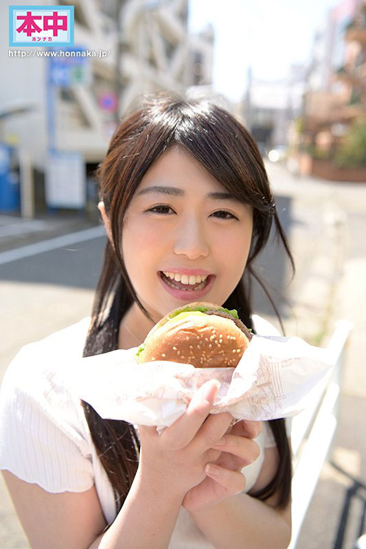 解密！在無碼片商Heyzo初登場、專門打掃人家下半身的家政婦長峰しほ(長峰志保)是？ ……