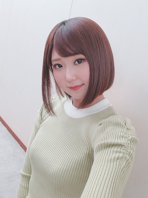 隱藏版素人！ C罩杯氣質美女「春乃真奈美」AV最新作演出情色女業務！