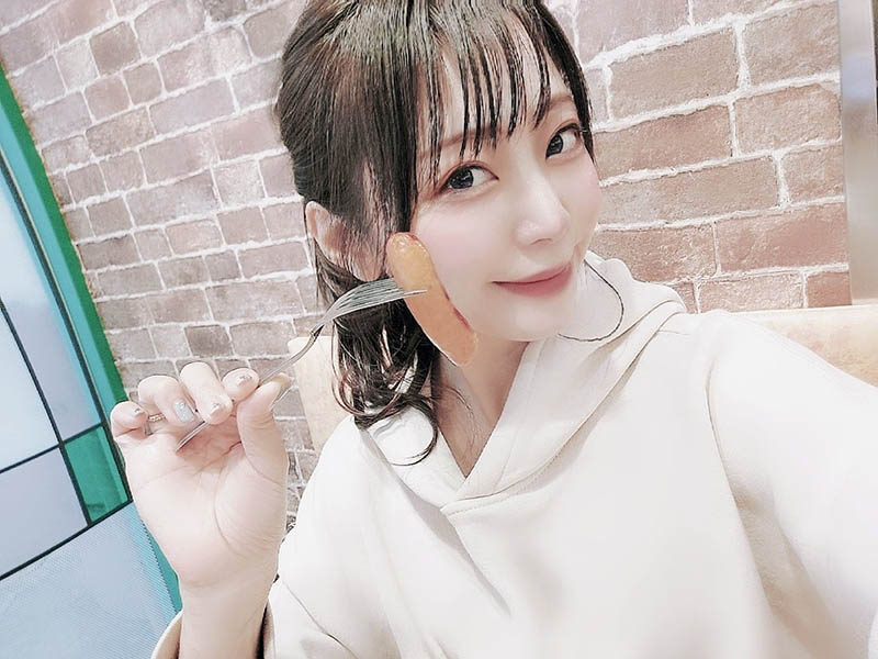 會砍柴會擠牛奶！為了買農場的她在魔鏡號出道了！