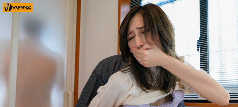 J杯爆乳人妻「Julia」婚後淪為公公性寵物乳房被搓揉到隨時隨地在分泌