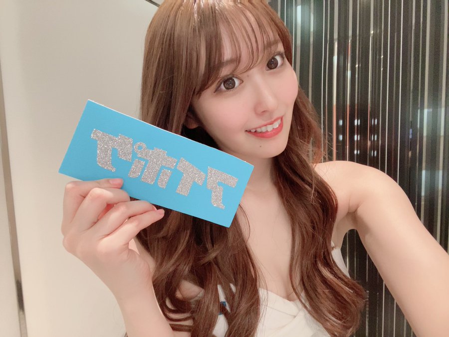 最愛含了！ D奶雪白美少女「陽菜麗」最新作品第一人稱拍攝、體驗性福同居生活！