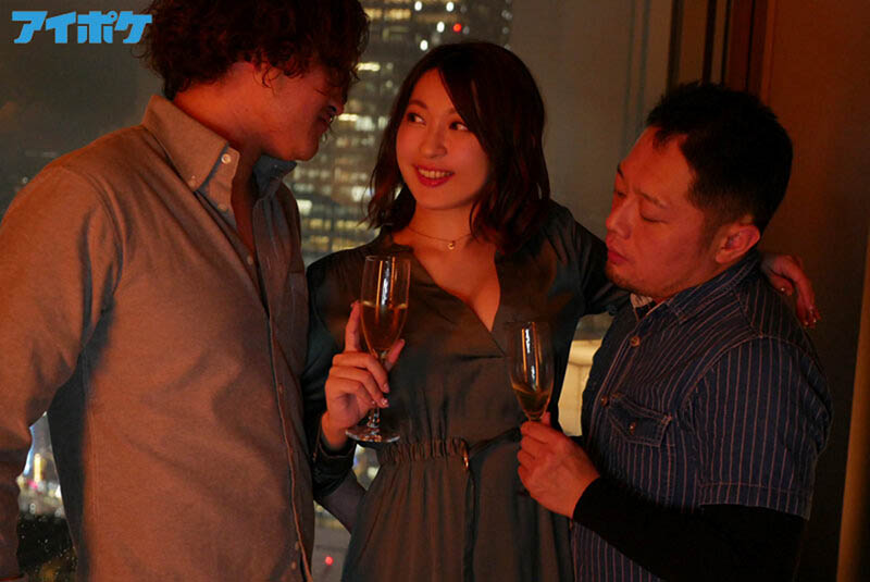 眼裡只有SEX！ F奶美少女「梓光莉」超激情性愛一進房間就合體！