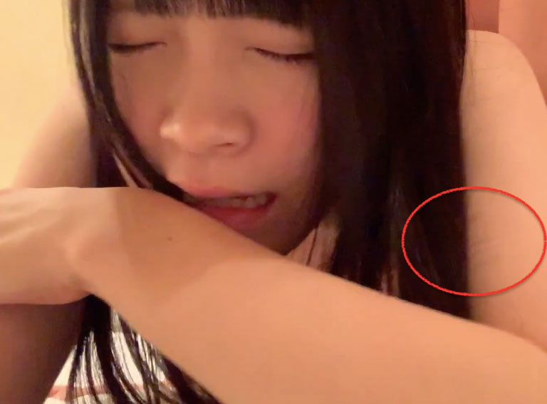 左臂傷疤道真相! SOD新鮮快送的美少女早在無碼時代就出名! …