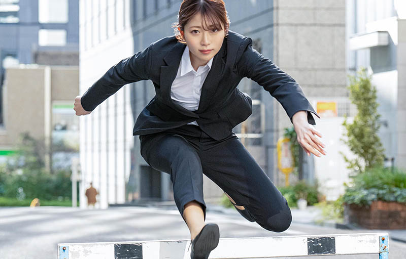 一片限定的強者？ ！蓮川りな(蓮川裡菜)為求職而打炮！