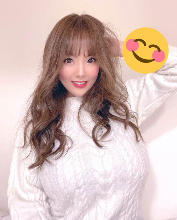 無可取代的爆乳！ Hitomi(田中瞳)、4月退場！