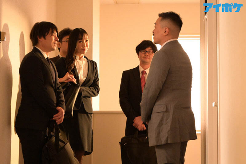 女子社員「稲森美憂」出差同房！絕倫上司一晚八次...