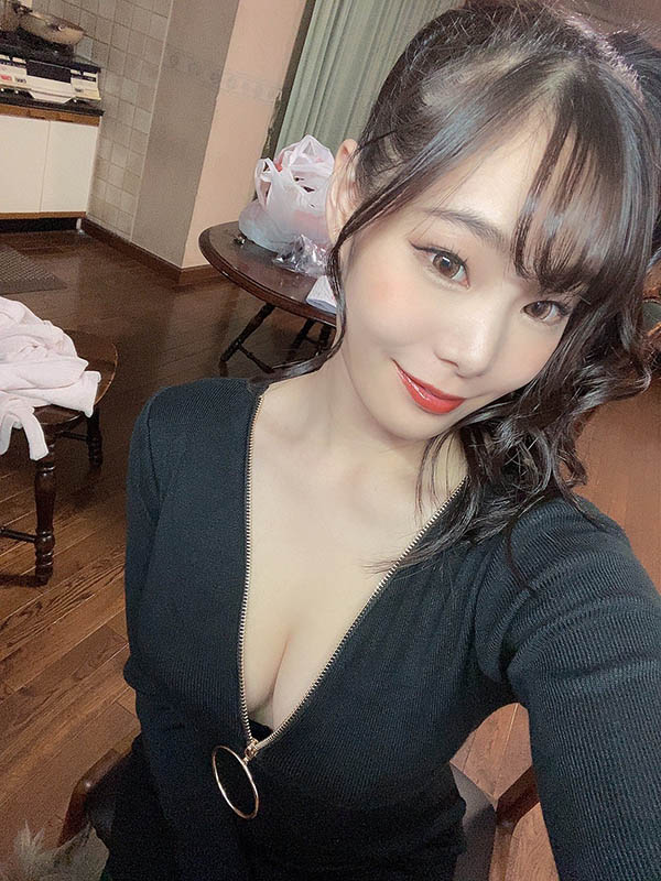 隔壁打砲太大聲！單身巨乳「結城莉乃」慾火焚身癡女爆發！