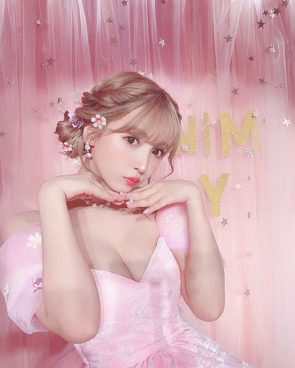 2021日本AV銷量榜出爐！三上悠亞只排第二，奪冠竟是AV界的怪物級人物！