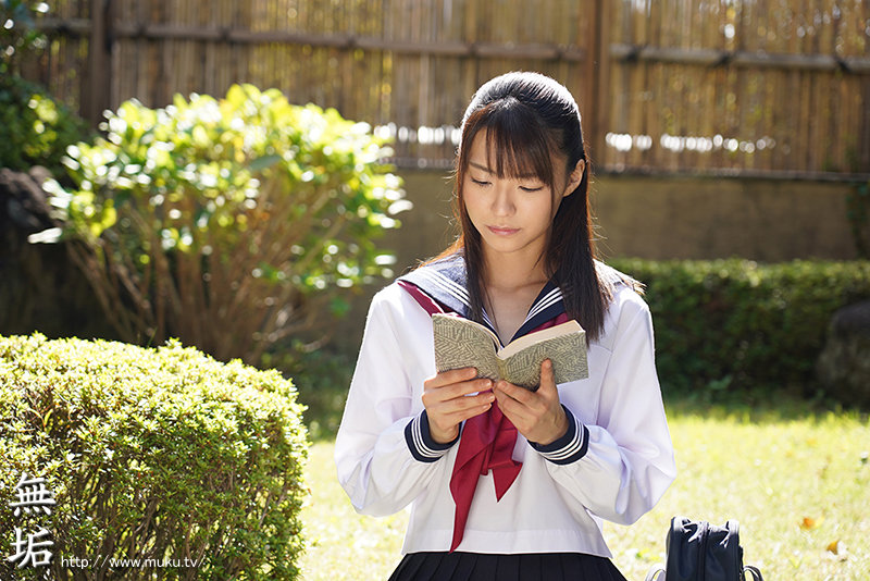 無垢15週年慶！東條なつ獻上處女膜！