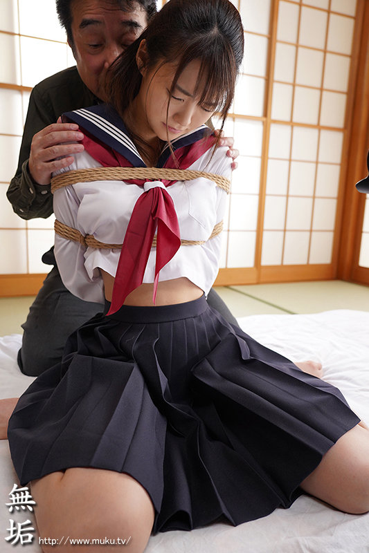 無垢15週年慶！東條なつ獻上處女膜！