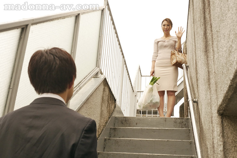 (1月作品)加峰幸香ROE-037:好久沒吃的媽媽親手做的料理