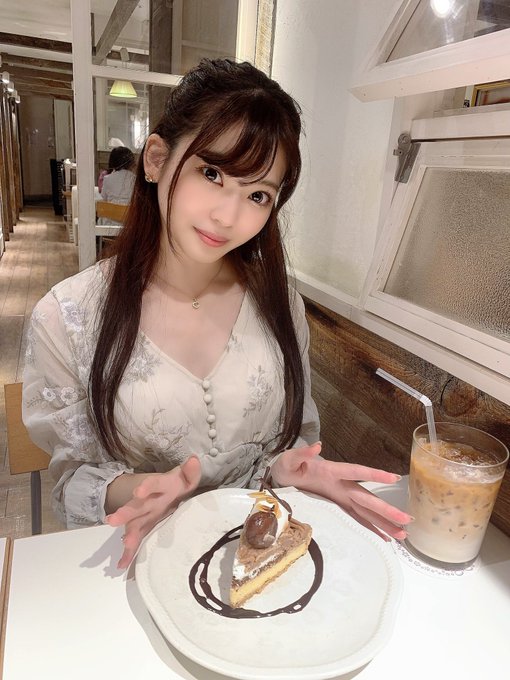 2年集大成！ E奶小馬美少女「槙泉奈」AV退縮！前進傳說中的AV泳池！